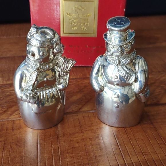 Lenox Kirk Stieff Collection Mr. & Mrs. Snowman Pewter Salt and Pepper‎ Shakers - Picture 9 of 11